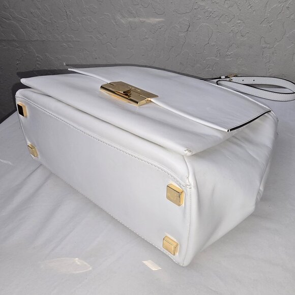 Michael Kors KARLIE White Leather Top Handle / Gold Chain Link Shoulder Bag - Picture 13 of 15